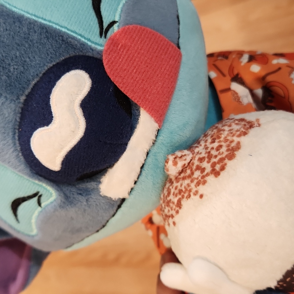 Disney Stitch Attacks Snacks Hot Cocoa Plush NWT - Picture 2 of 5